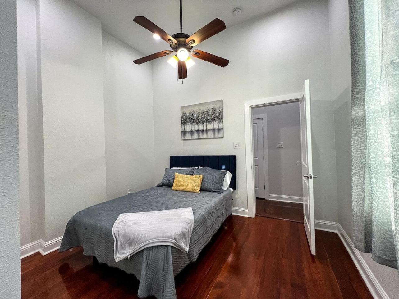 Entire House Minutes From French Qtrbourbon St *